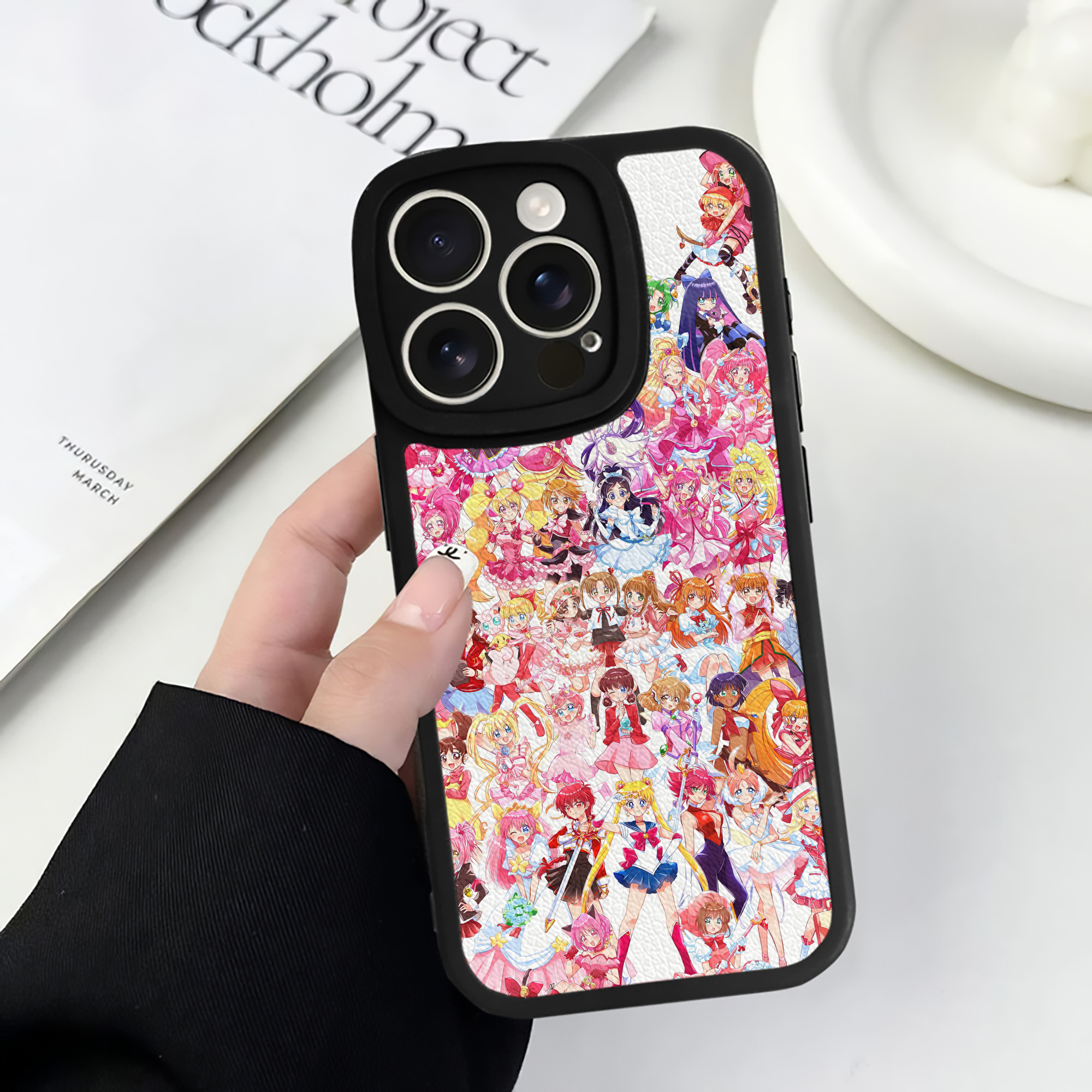（画像用） 美少女戦士セーラームーン Sailor Moon 【iPhone 16シリーズ対応】シリコンスマホケース（レザー調） 材質：シリコン